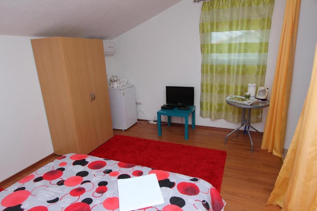 Rooms And Apartments Sally Rovinj Quarto foto